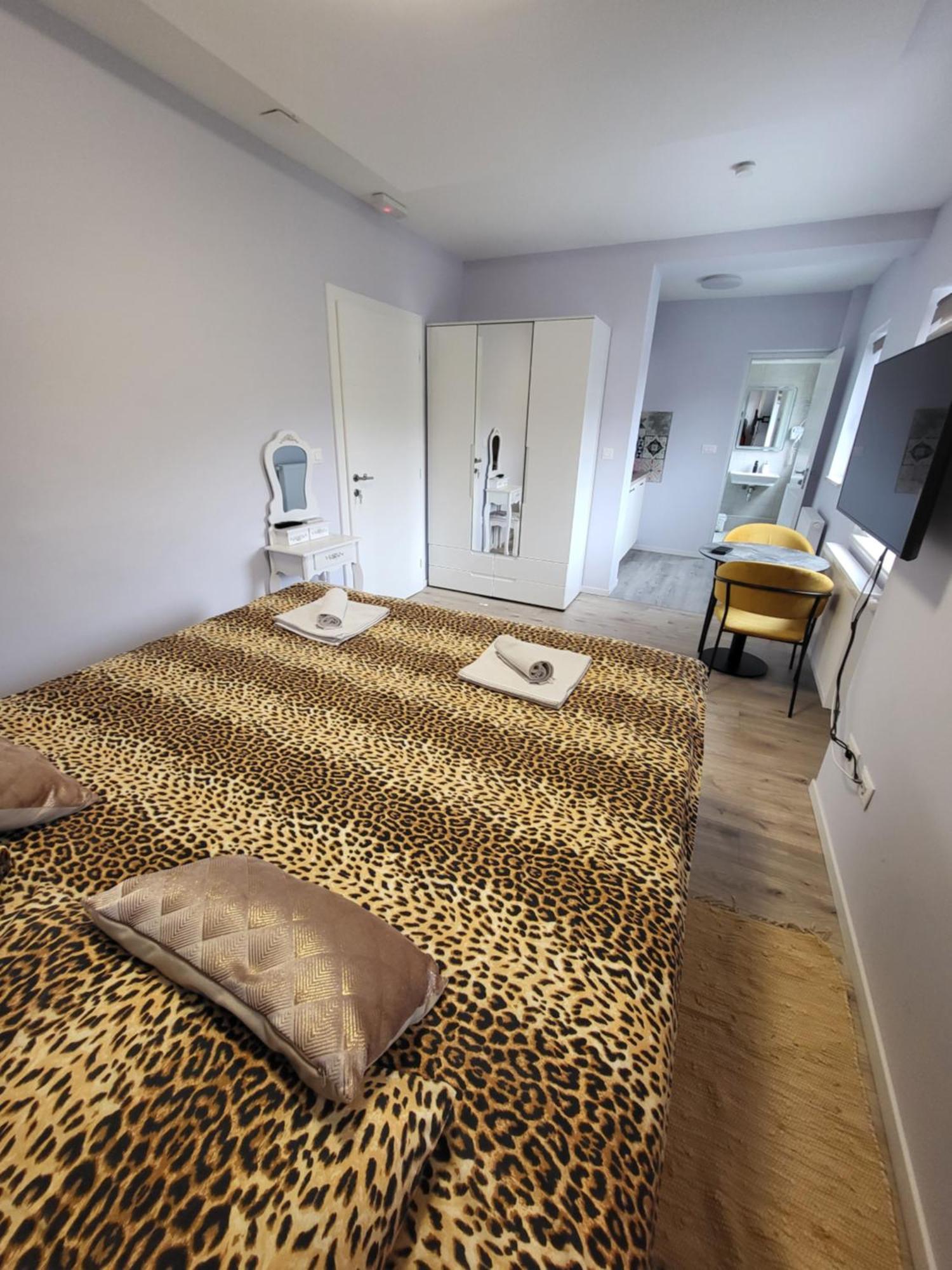 Villa Vino & Grad Zagreb Habitación foto